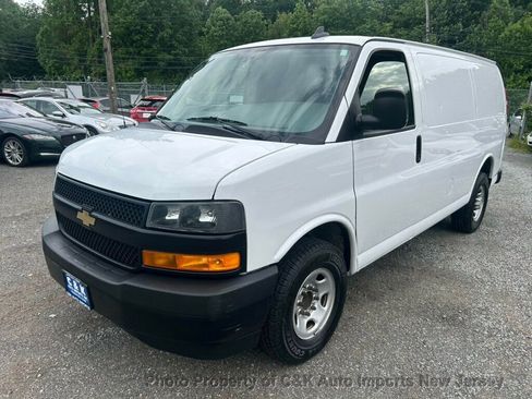 Used 2021 Chevrolet Express 2500 w/ Driver Convenience Package RWD image 2