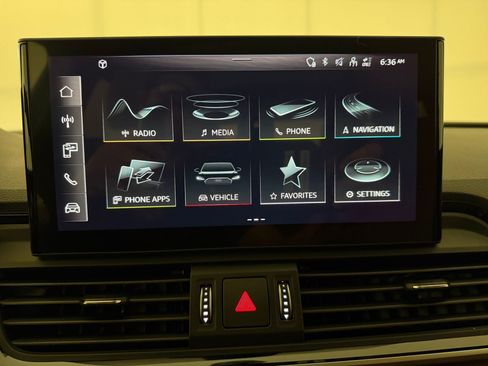 Used 2023 Audi Q5 2.0T Premium Plus w/ Premium Plus Package AWD/4WD image 24