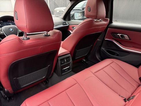 Used 2022 BMW 330i xDrive Sedan w/ Convenience Package image 31