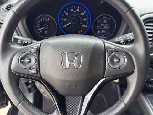 Used 2022 Honda HR-V Sport image 14