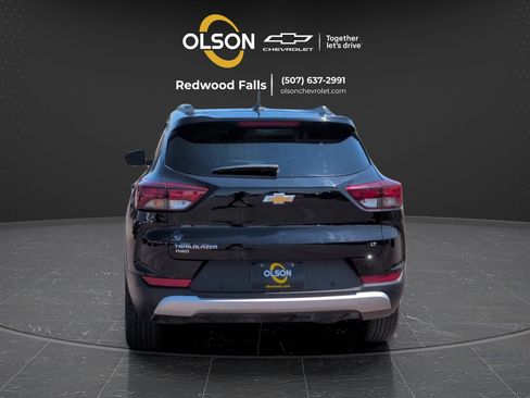 Used 2024 Chevrolet TrailBlazer LT w/ Convenience Package AWD/4WD image 4