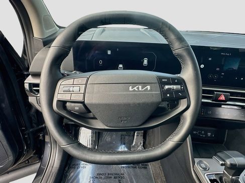 Certified 2026 Kia Sportage SX FWD image 11