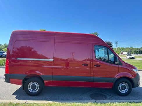 Used 2026 Mercedes-Benz Sprinter 2500 image 6