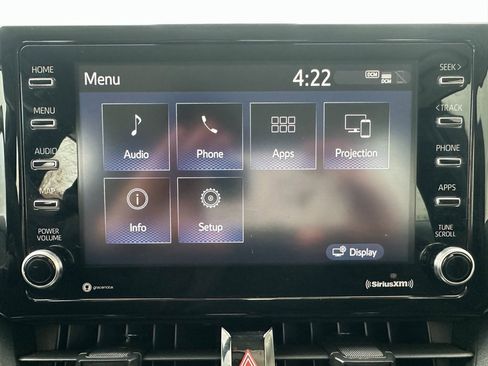 Used 2021 Toyota Corolla LE image 4