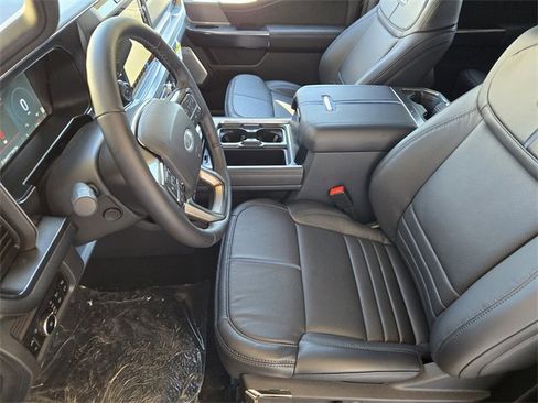 New 2026 Ford F450 Platinum w/ FX4 Off-Road Package image 10