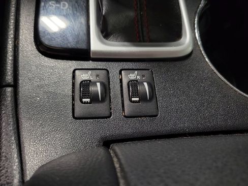 Used 2019 Toyota Highlander SE AWD/4WD image 19