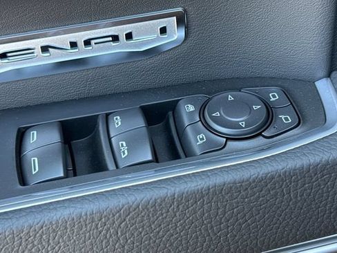 New 2026 GMC Sierra 1500 Denali AWD/4WD image 12