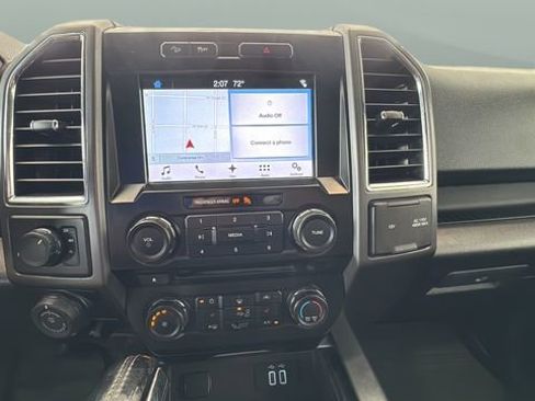 Used 2016 Ford F150 XLT w/ Equipment Group 302A Luxury AWD/4WD image 12