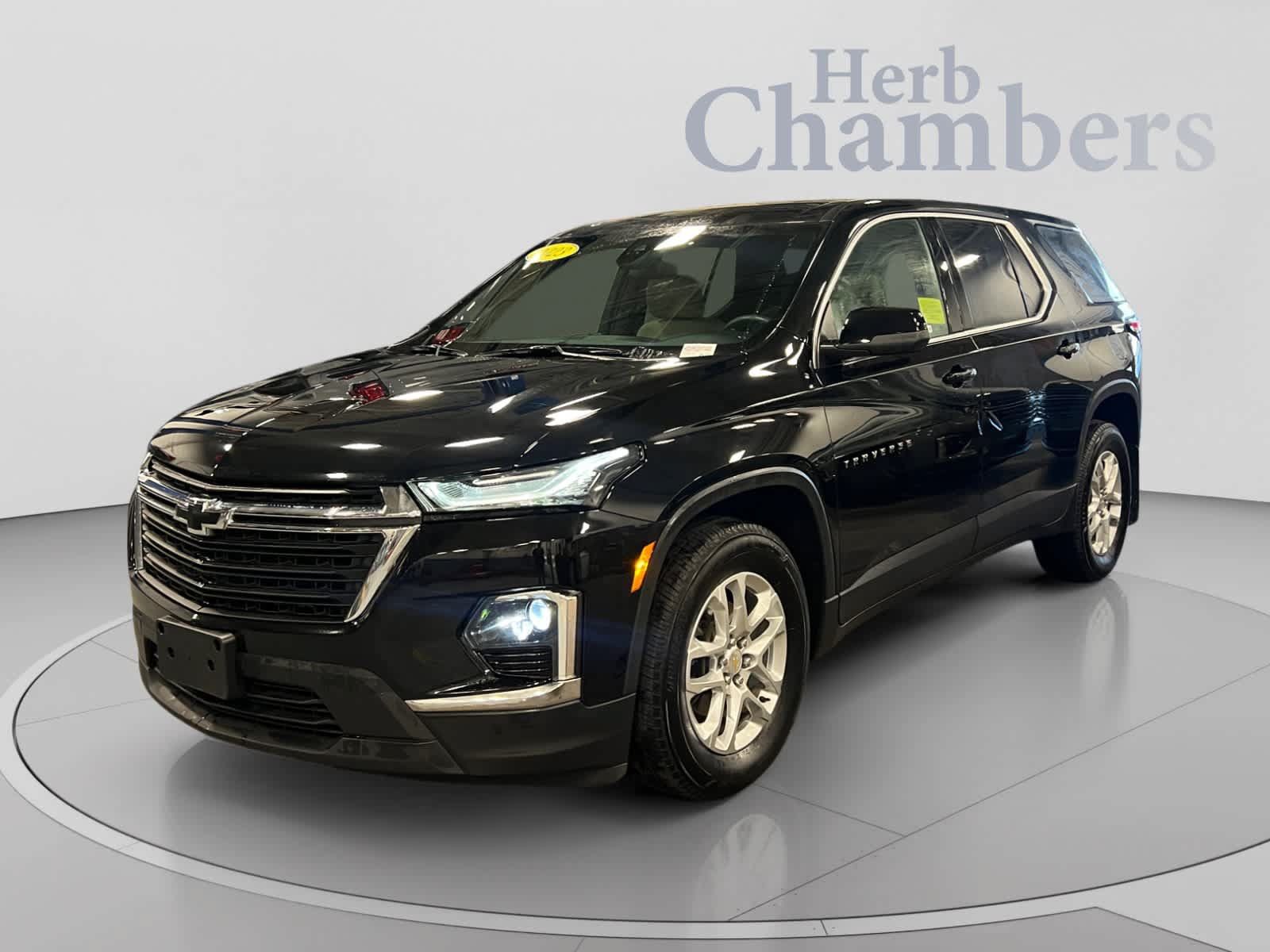 Used 2023 Chevrolet Traverse LS AWD/4WD image 4