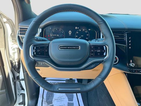 New 2026 Jeep Grand Wagoneer Summit AWD/4WD image 11