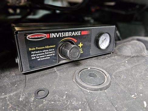 Used 2022 Jeep Wrangler Unlimited Rubicon w/ LED Lighting Group image 13