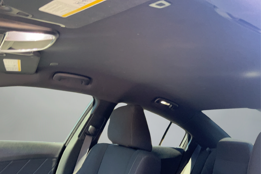 Used 2023 Dodge Charger SXT RWD image 17