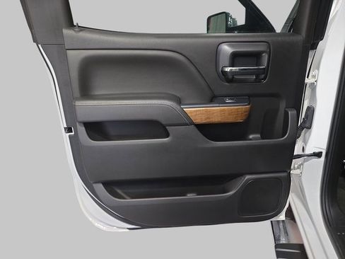 Used 2015 Chevrolet Silverado 3500 LTZ w/ Duramax Plus Package image 16