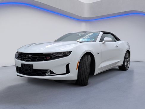 Used 2024 Chevrolet Camaro LT w/ RS Package image 11