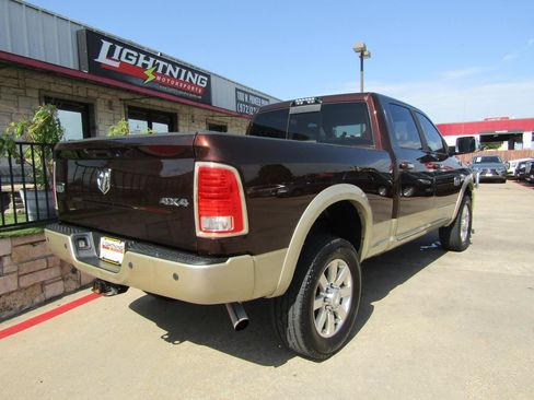 Used 2014 RAM 2500 Longhorn AWD/4WD image 4
