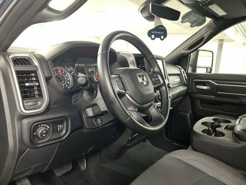 Used 2024 RAM 2500 Big Horn w/ Bed Utility Group image 10