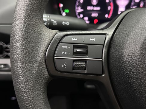 Used 2025 Honda Accord SE image 21