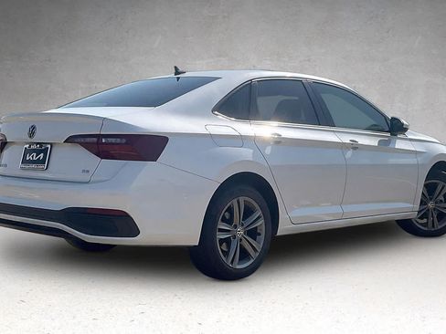 Used 2023 Volkswagen Jetta SE w/ Panoramic Sunroof Package FWD image 21