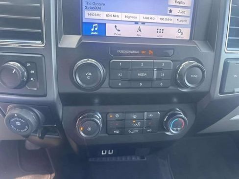 Used 2019 Ford F150 XLT w/ Equipment Group 302A Luxury AWD/4WD image 7