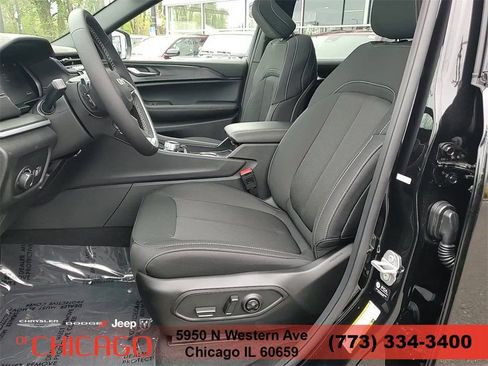 New 2025 Jeep Grand Cherokee L Laredo AWD/4WD image 14