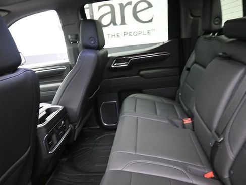 Used 2023 Chevrolet Silverado 1500 LTZ w/ LTZ Premium Package AWD/4WD image 22