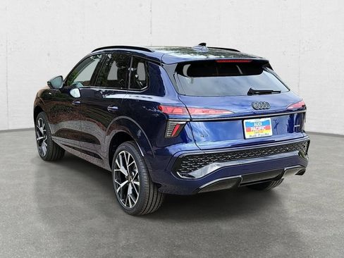 New 2026 Audi Q3 quattro 2.0T AWD/4WD image 7