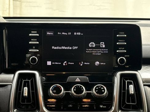 Used 2023 Kia Sorento LX FWD image 21