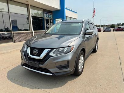 Used 2018 Nissan Rogue SV w/ Premium Package