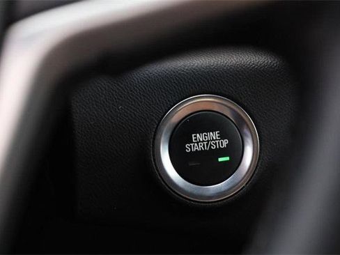 Used 2024 GMC Terrain SLT image 15