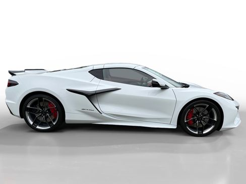 New 2026 Chevrolet Corvette Z06 w/ Chrome Exterior Badge Package RWD image 6