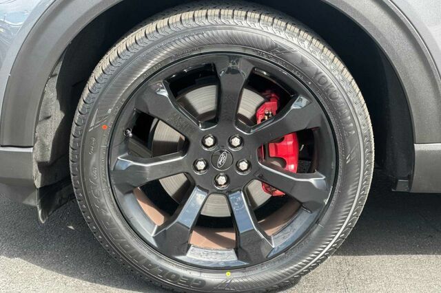 Certified 2024 Ford Explorer ST w/ Equipment Group 401A AWD/4WD image 27