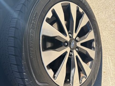 Used 2017 Subaru Outback 2.5i Limited image 8