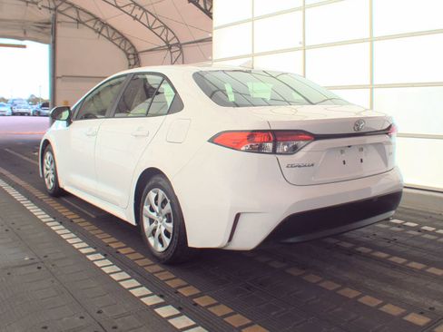 Used 2024 Toyota Corolla LE FWD image 6