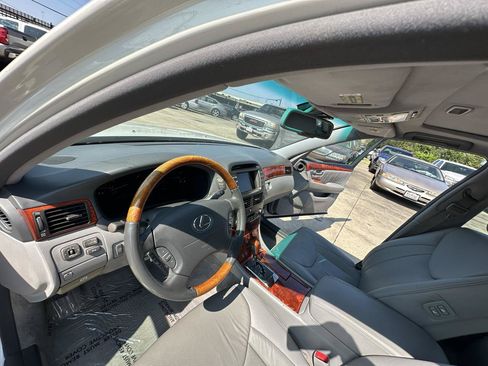 Used 2006 Lexus LS 430 RWD image 37