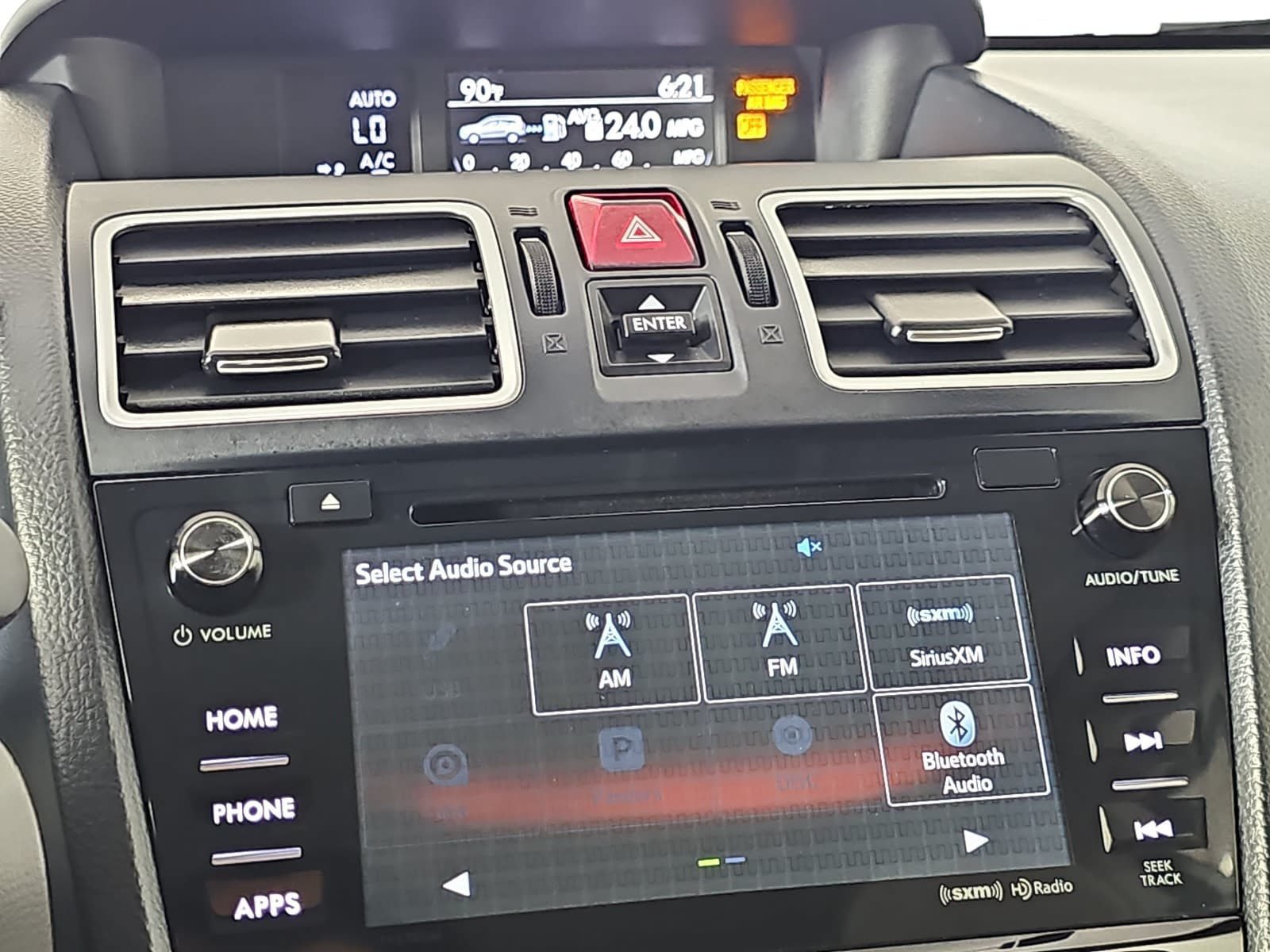 Used 2017 Subaru Forester 2.5i Premium AWD/4WD image 21