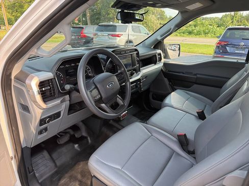 Used 2022 Ford F150 XL RWD image 14