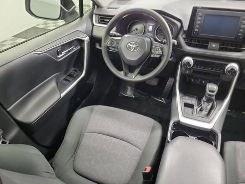 Used 2019 Toyota RAV4 XLE FWD image 15