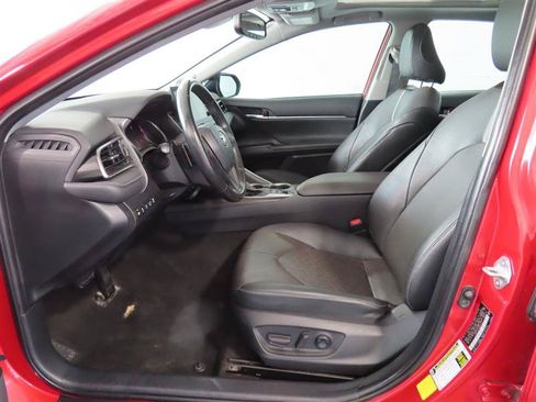 Used 2021 Toyota Camry XSE w/ Navigation Package FWD image 11