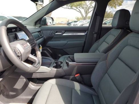 New 2026 GMC Terrain AT4 w/ Convenience Package III image 19