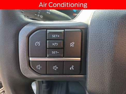 Used 2024 Ford F250 Lariat w/ Chrome Package image 21