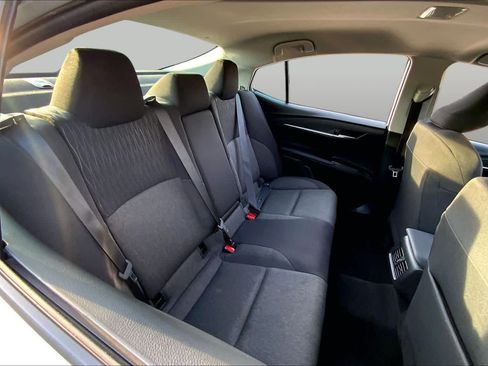 Used 2025 Toyota Camry LE FWD image 19