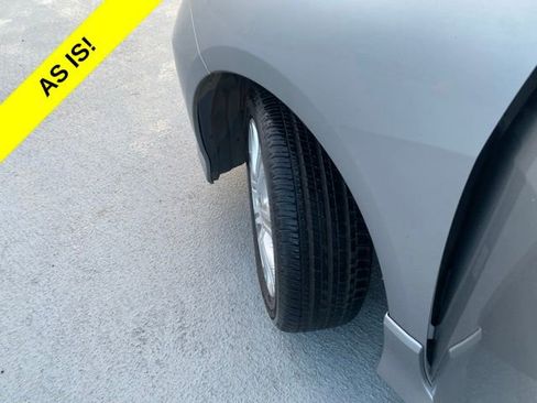 Used 2010 Honda Fit Sport image 23