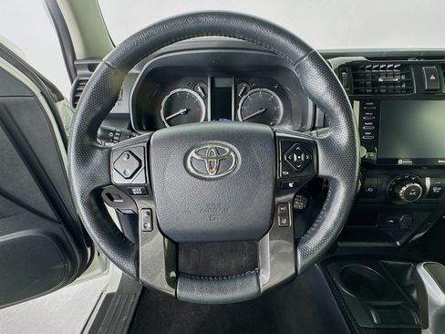 Certified 2023 Toyota 4Runner TRD Off-Road Premium AWD/4WD image 11