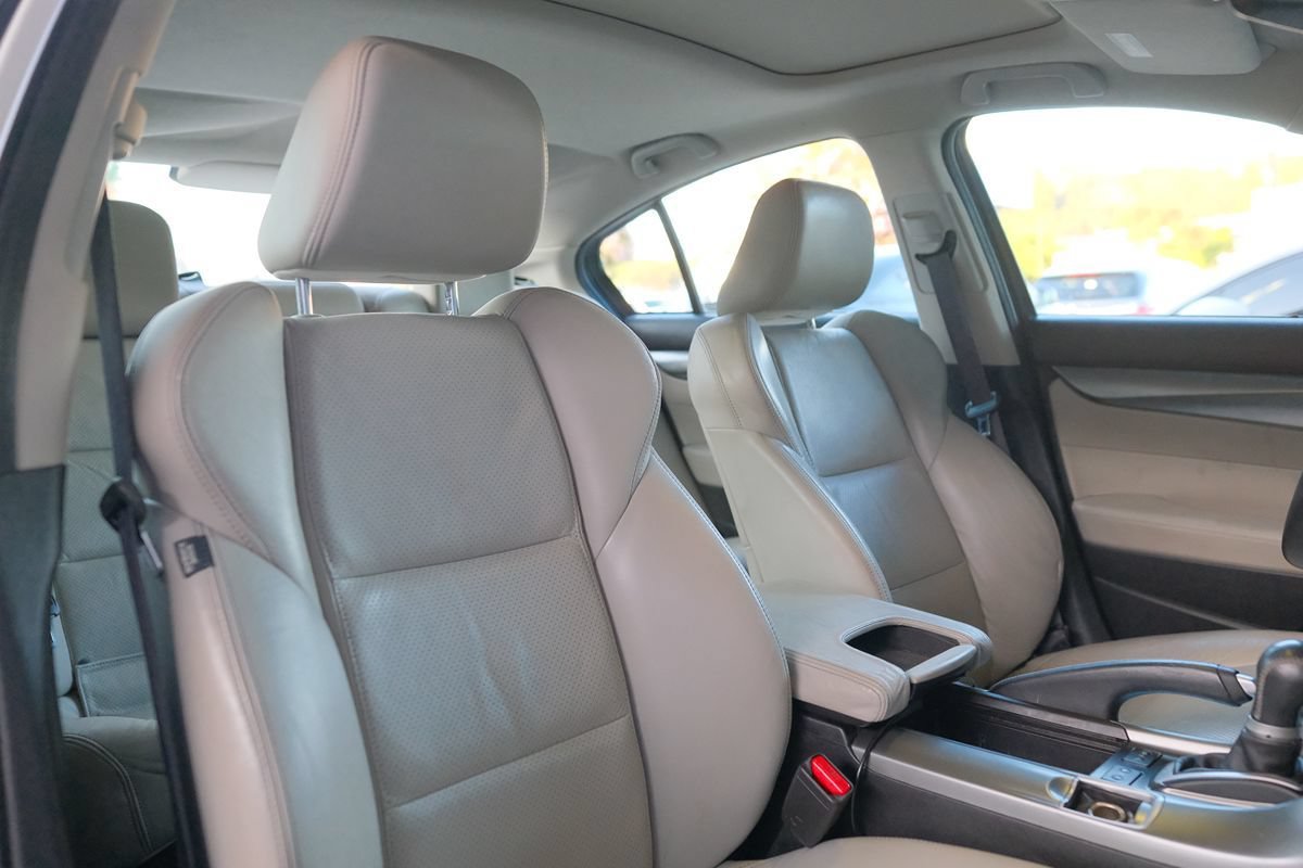 Used 2010 Acura TL w/ Technology Package AWD/4WD image 25
