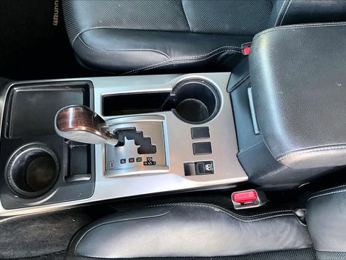 Used 2022 Toyota 4Runner Limited image 15