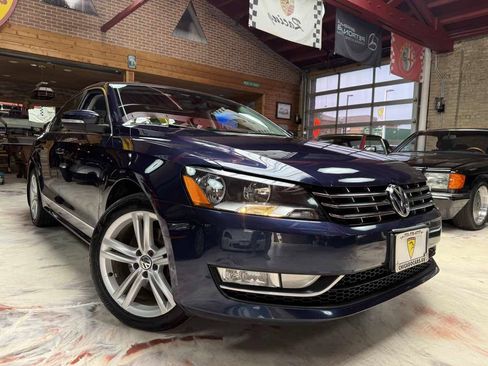Used 2014 Volkswagen Passat TDI SEL Premium FWD image 5