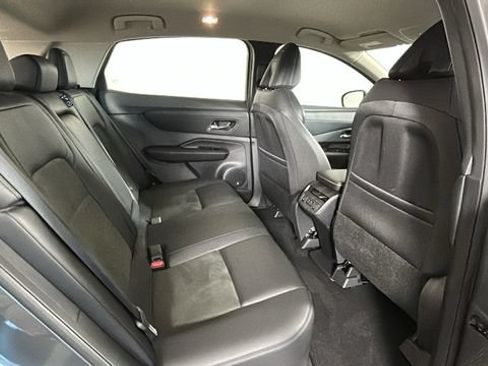 Used 2023 Nissan Ariya FWD image 29