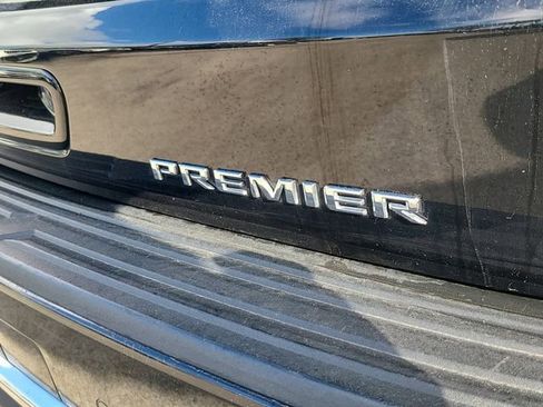 Used 2024 Chevrolet Suburban Premier AWD/4WD image 33