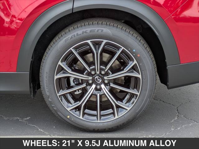 Used 2025 MAZDA CX-70 Plug-In Hybrid w/ Premium Plus AWD/4WD image 5