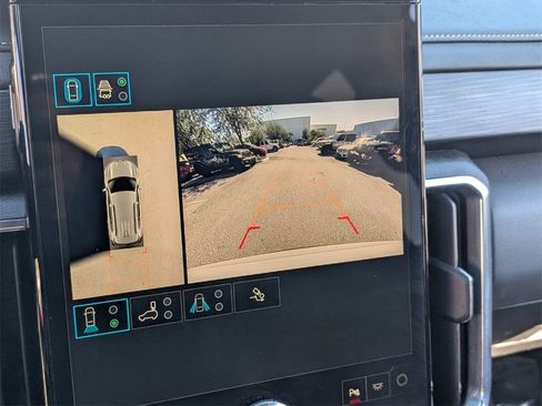 Used 2025 GMC Acadia Elevation image 23